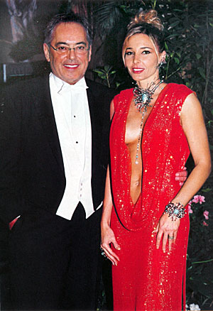 Franco-Thamer_Das-schoenste-Kleid-am-Wiener-Opernball_300x438.jpg